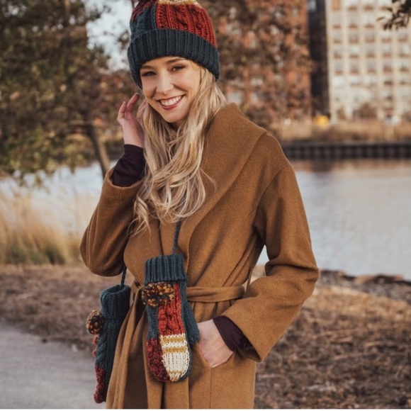 MUK LUKS Women's Patchwork Mitten Accessories blue spruce new - Picture 3 of 10